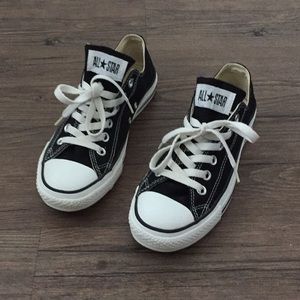 Black Converse